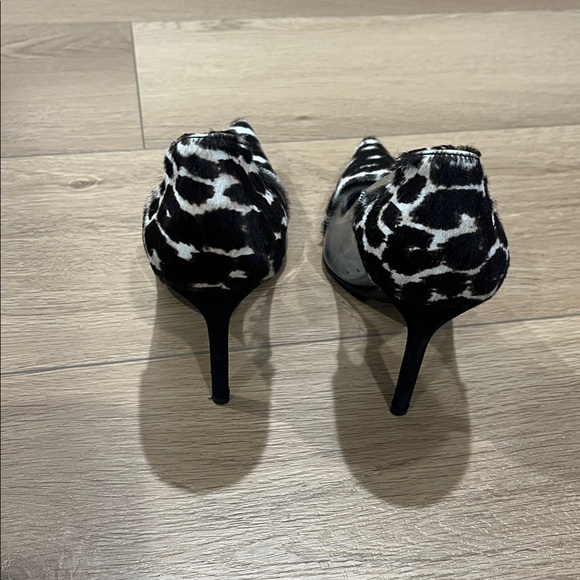 Stuart Weitzman Animal Print Heels - Picture 5 of 8